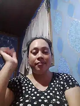 Snapshot of May_Bombs chatting on 31, 5, 2026 May Bombs online show from 31, 5, 2026