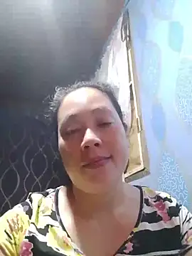 Snapshot of May_Bombs chatting on 15, 6, 2026 May Bombs online show from 15, 6, 2026