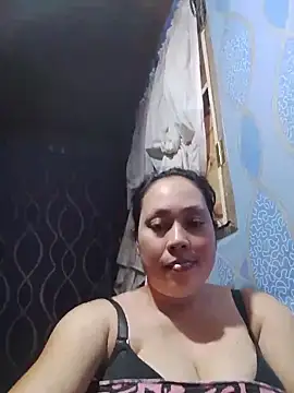 Snapshot of May_Bombs chatting on 2, 7, 2026 May Bombs online show from 2, 7, 2026