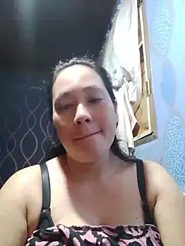 Snapshot of May_Bombs chatting on 11, 7, 2026 May Bombs online show from 11, 7, 2026
