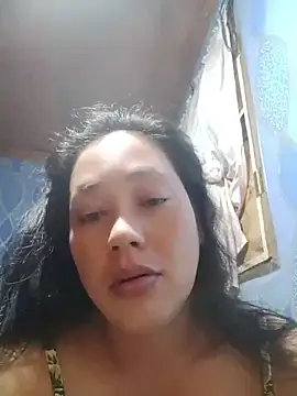 Snapshot of May_Bombs chatting on 29, 7, 2026 May Bombs online show from 29, 7, 2026