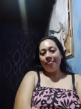 Snapshot of May_Bombs chatting on 4, 8, 2026 May Bombs online show from 4, 8, 2026
