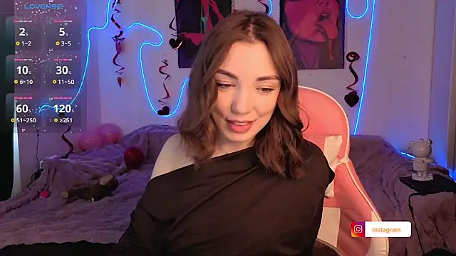 Snapshot of Adriennes chatting on 10, 3, 2026 Adriennes online show from 10, 3, 2026