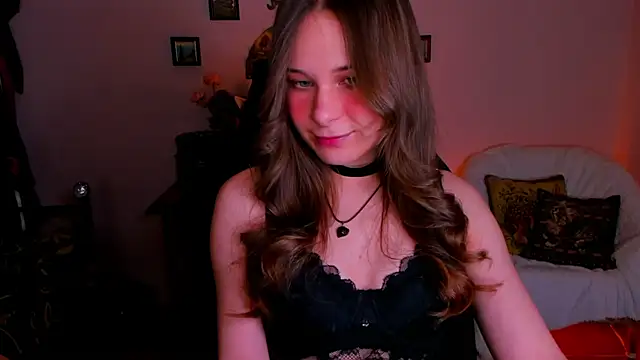 LanaLovely online show from 29, 4, 2026