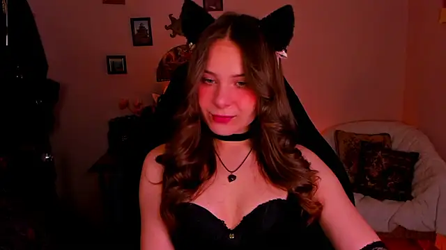 LanaLovely online show from 11, 5, 2026