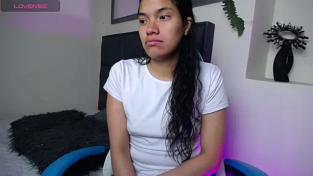 Julieta Parker online show from 10, 7, 2026