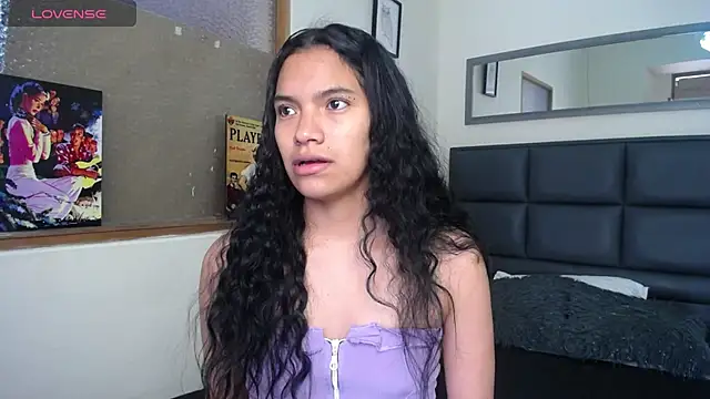 Julieta Parker online show from 16, 7, 2026