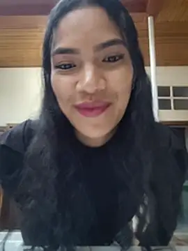 Julieta Parker online show from 6, 8, 2026