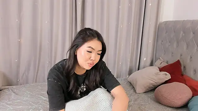 AraIkenberry online show from 1, 3, 2026