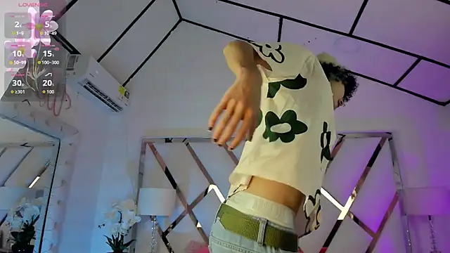 Snapshot of thanier_18 chatting on 11, 6, 2026 thanier 18 online show from 11, 6, 2026