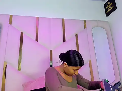 Vaneline2 online show from 3, 5, 2026