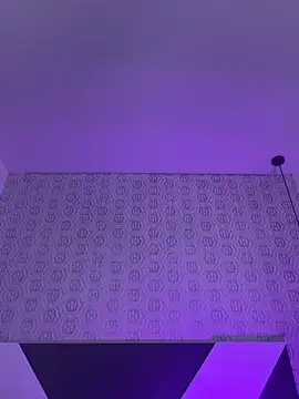 Mia rivers   online show from 26, 7, 2026