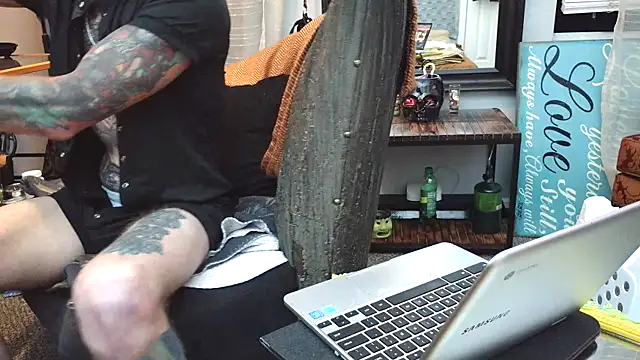 F D R  online show from 15, 5, 2026