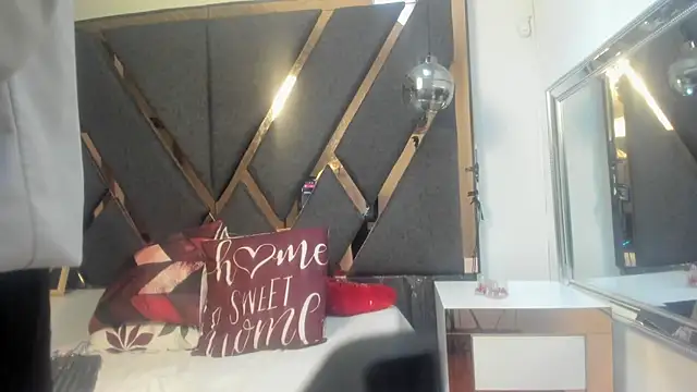 Maggyx online show from 3, 7, 2026