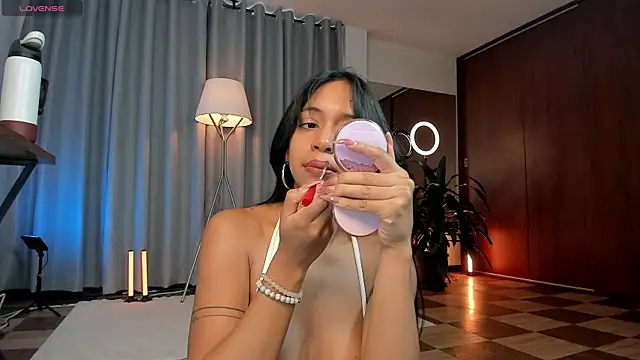 karinnixx online show from 27, 7, 2026