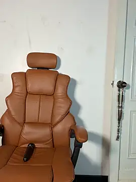 Snapshot of ARON_LUXX chatting on 12, 3, 2026 ARON LUXX online show from 12, 3, 2026