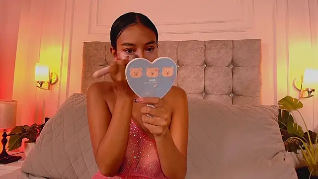 CandyLips 4 online show from 5, 8, 2026