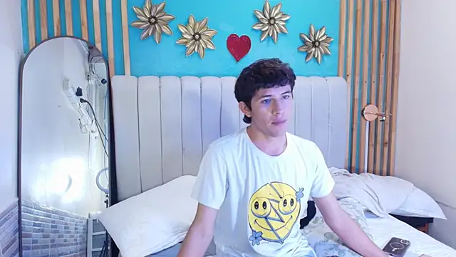 Snapshot of Christian_Foxx chatting on 8, 3, 2026 Christian Foxx online show from 8, 3, 2026