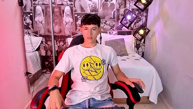 Snapshot of Christian_Foxx chatting on 15, 3, 2026 Christian Foxx online show from 15, 3, 2026