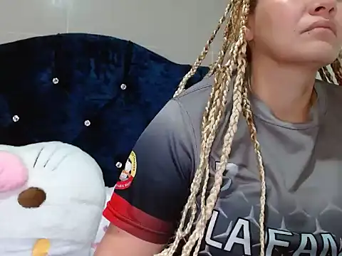 Snapshot of sendy_VeryDirty chatting on 17, 2, 2026 sendy VeryDirty online show from 17, 2, 2026