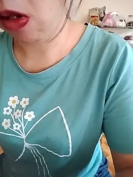 Snapshot of LiilyZi chatting on 23, 3, 2026 LiilyZi online show from 23, 3, 2026