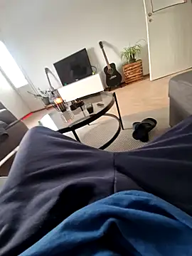 Snapshot of Tommyzzzzzz chatting on 3, 2, 2026 Tommyzzzzzz online show from 3, 2, 2026