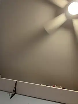 RaeganV online show from 31, 3, 2026