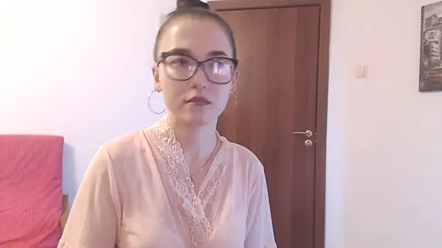 NikollSweet online show from 18, 3, 2026