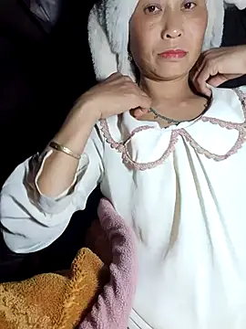 Snapshot of witch-xx chatting on 2, 3, 2026 witch-xx online show from 2, 3, 2026