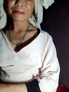 witch-xx online show from 4, 5, 2026
