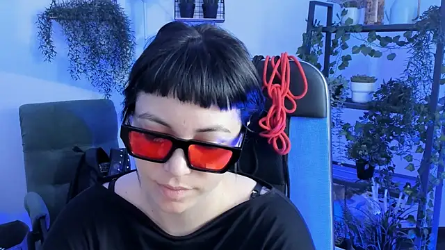 Snapshot of NeoGeisha chatting on 18, 5, 2026 NeoGeisha online show from 18, 5, 2026