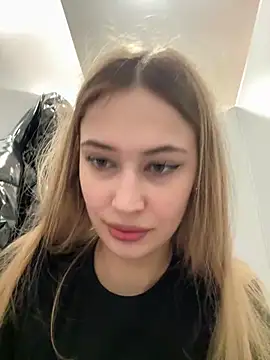 Snapshot of blonde_exe chatting on 7, 3, 2026 blonde exe online show from 7, 3, 2026