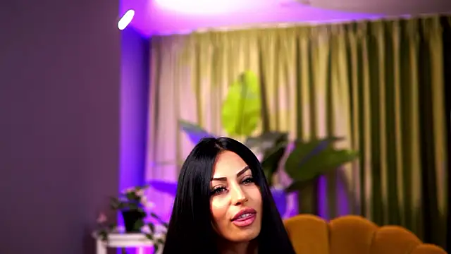 Snapshot of DelilahRayn chatting on 7, 3, 2026 DelilahRayn online show from 7, 3, 2026