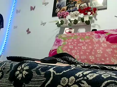 Snapshot of sofia69xxx chatting on 9, 3, 2026 sofia69xxx online show from 9, 3, 2026