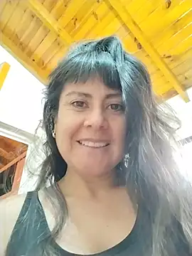 Lyonette reading1 online show from 5, 8, 2026