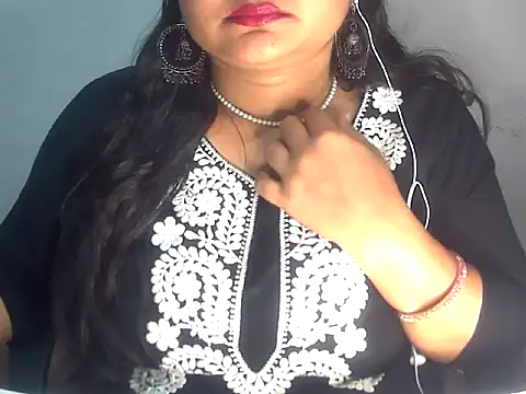 Saniya K2 online show from 4, 3, 2026