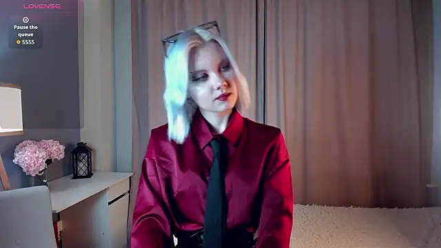 Snapshot of GoldenLenarz chatting on 13, 3, 2026 GoldenLenarz online show from 13, 3, 2026