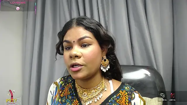yaazhinii online show from 6, 5, 2026