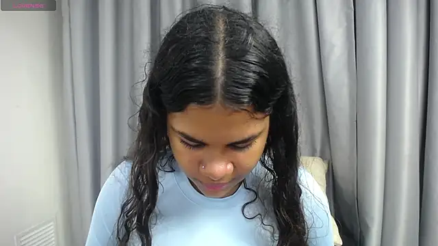 Snapshot of yaazhinii chatting on 5, 6, 2026 yaazhinii online show from 5, 6, 2026