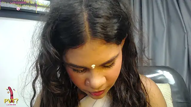 Snapshot of yaazhinii chatting on 15, 7, 2026 yaazhinii online show from 15, 7, 2026
