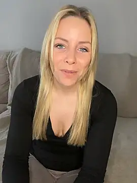 Snapshot of emily-becker22 chatting on 24, 2, 2026 emily-becker22 online show from 24, 2, 2026