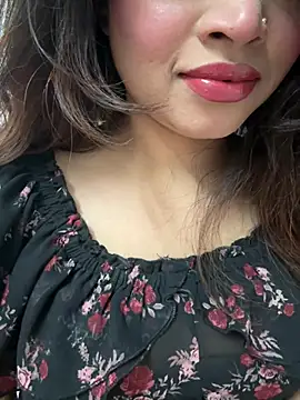 Snapshot of riya_sharma11 chatting on 4, 3, 2026 riya sharma11 online show from 4, 3, 2026