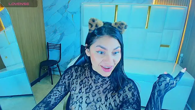 rox luxury tf online show from 6, 5, 2026