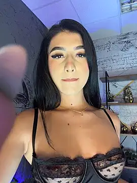 BadLilAngelXXX online show from 23, 6, 2026