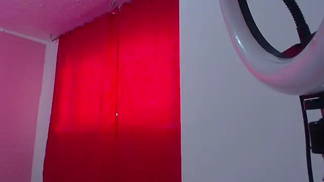 astrid blaze 27 online show from 6, 3, 2026