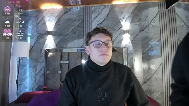 Manson and Zoe online show from 4, 7, 2026