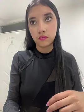 Snapshot of ScarlettMus chatting on 8, 3, 2026 ScarlettMus online show from 8, 3, 2026