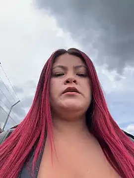 Lia-Moon77 online show from 8, 5, 2026