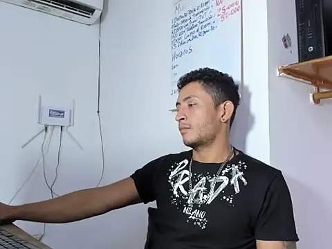 Snapshot of Party_Star1 chatting on 31, 7, 2026 Party Star1 online show from 31, 7, 2026