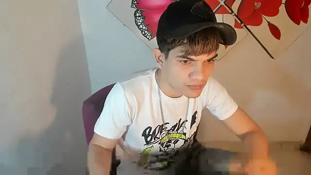 Jesshot bigcock20cm online show from 15, 3, 2026